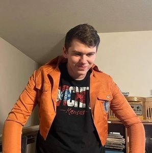 Meet your Posher, Hunter